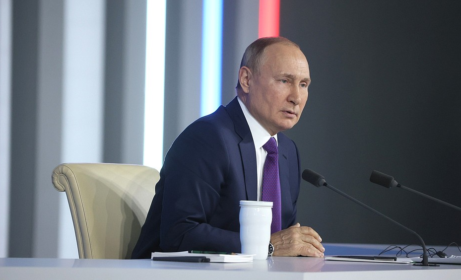 Пресс-конференция Владимира Путина продлилась 3 часа 56 минут