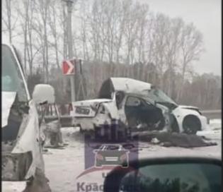 Смертельное ДТП произошло на трассе Р-255 в Красноярском крае