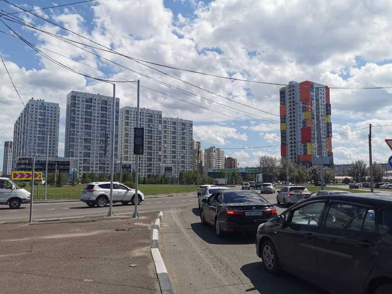 В Красноярске на опасных участках дорог поставили светофоры