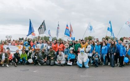 650 школьных наборов собрали в Красноярске благодаря акции «Добрый автопробег»