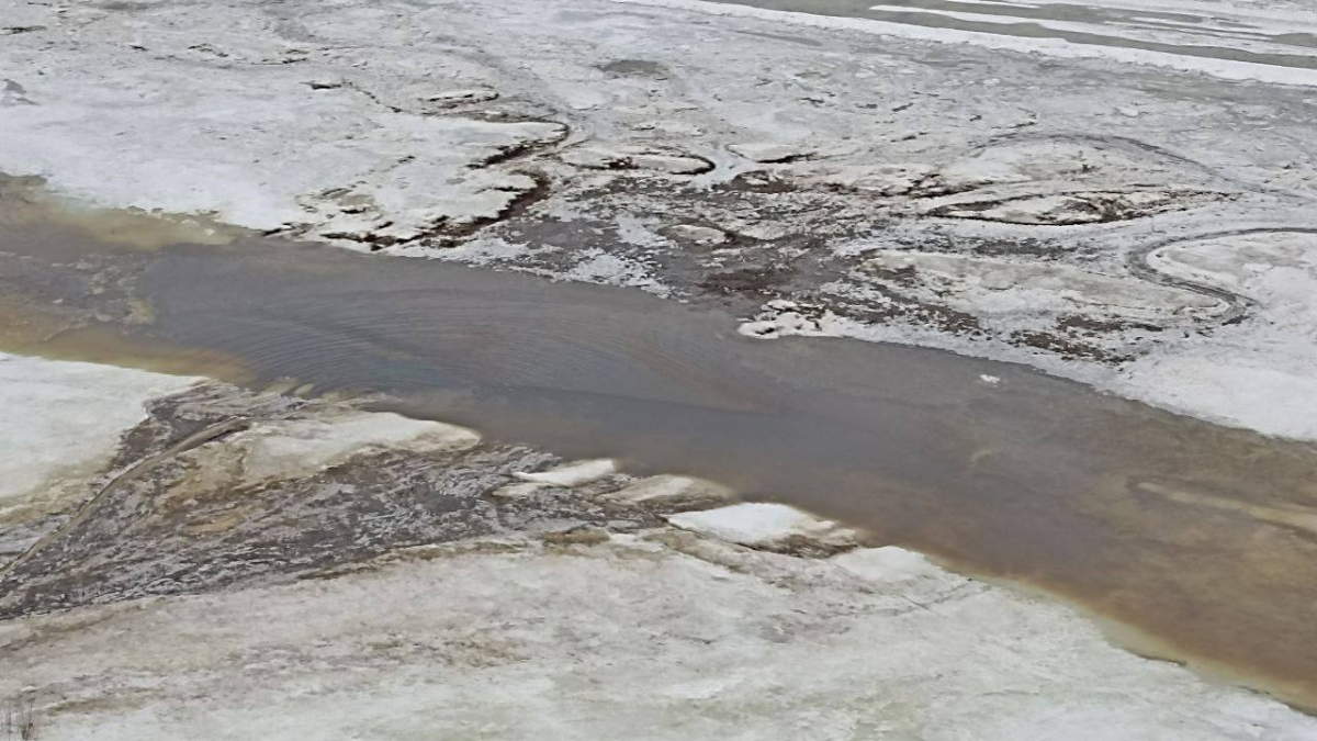 Разлив нефтепродуктов произошел на севере Красноярского края 