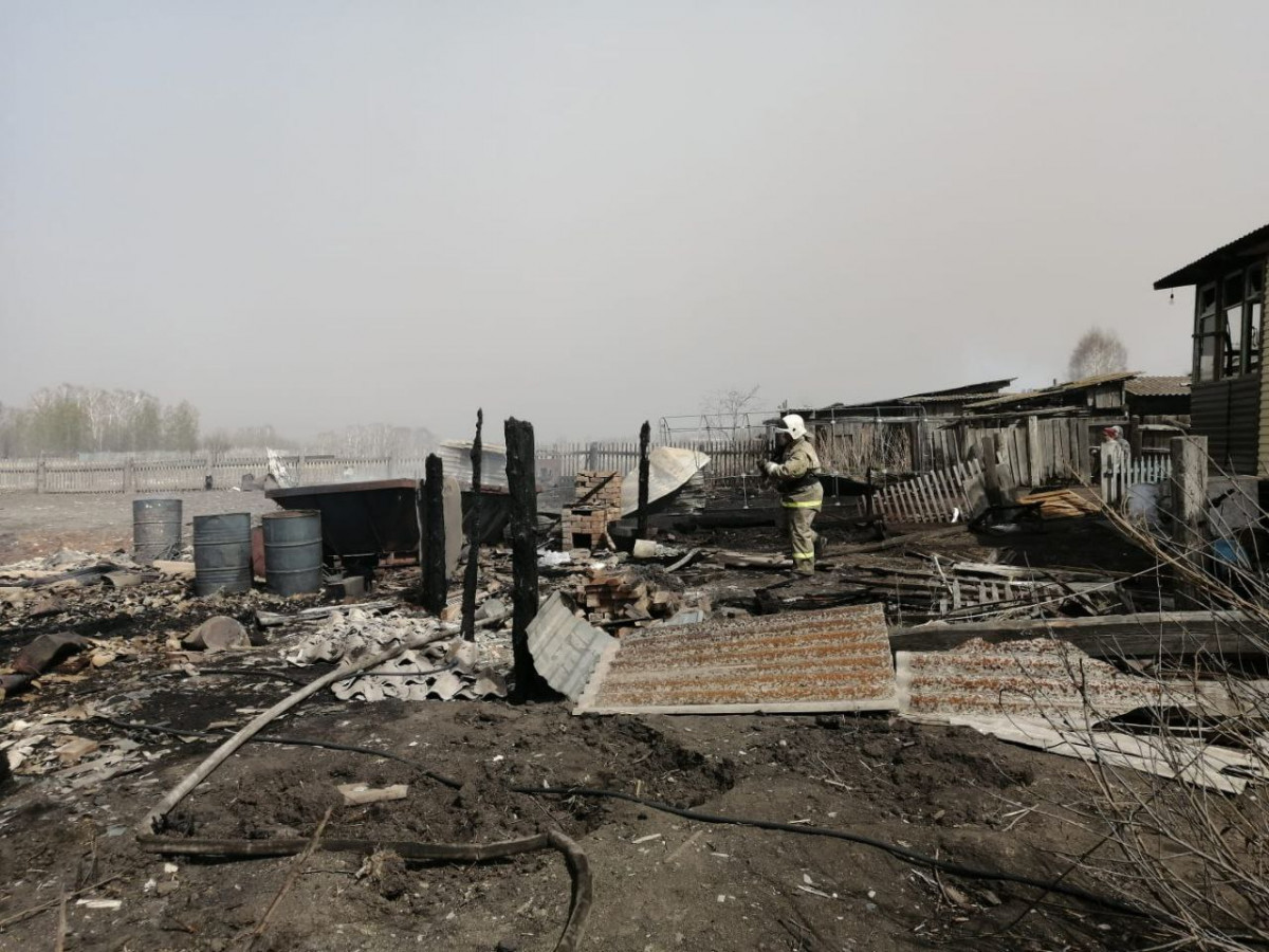 Два жителя Красноярского края серьезно пострадали в пожарах: у одного из них ожоги 17% тела
