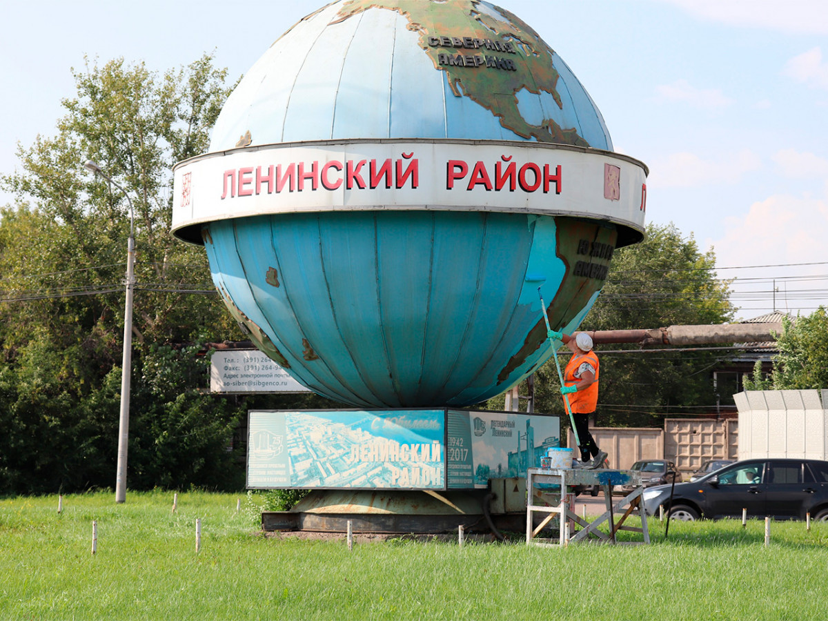Знаменитый «Глобус» в Красноярске теперь крутится! Видео