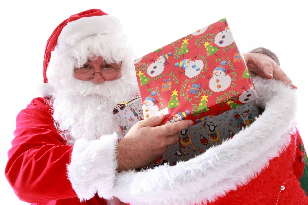 santa-with-christmas-presents.jpg