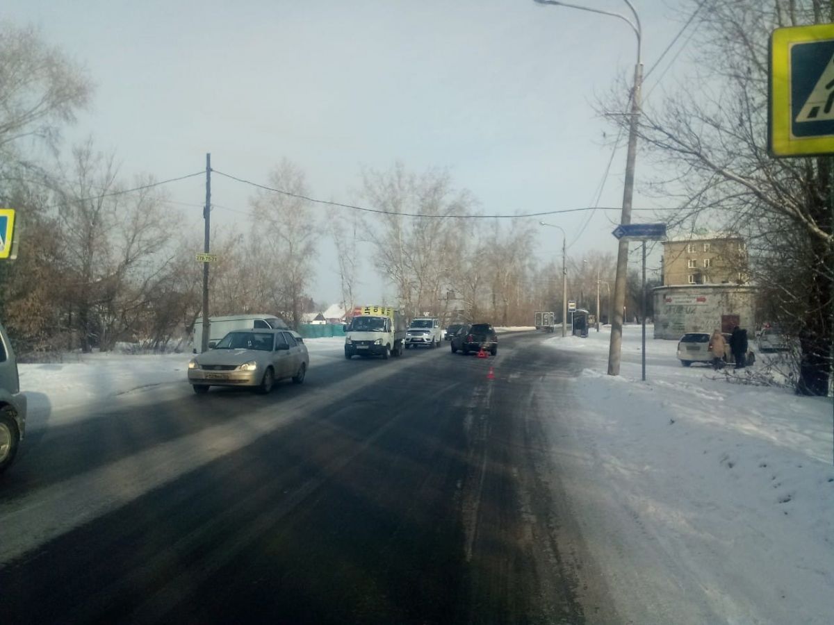 В Красноярске иномарка сбила 12-летнего ребёнка.jpg