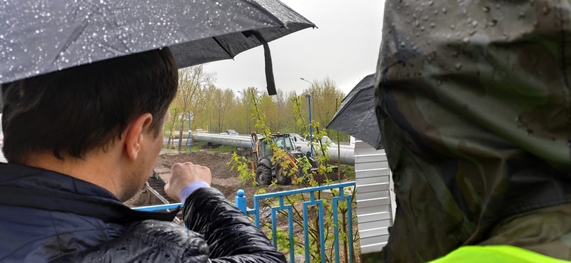 Чистят Абаканскую протоку и дамбу 2.jpg