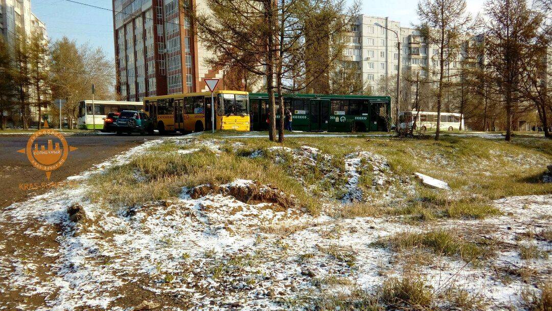 vV9i0-1nTN8.jpg vV9i0-1nTN8.jpg