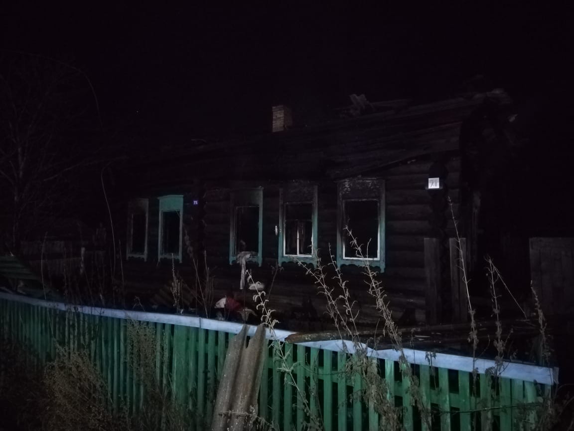 В Красноярском крае 2 малолетних ребёнка погибли в пожаре.jpeg
