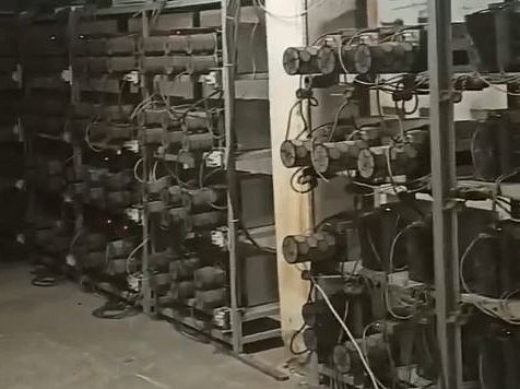 В Красноярском крае выявили очередную нелегальную майнинговую ферму. Фото: Россети Сибирь