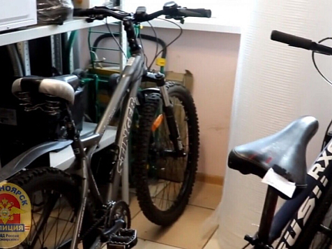 11 ворованных велосипедов нашли в магазине Красноярска. Фото и видео: 24.мвд.рф