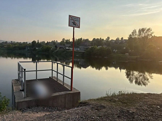 Трагическая шутка на воде унесла жизнь 17-летнего подростка в Красноярске