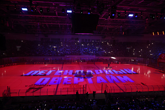 Матч мировых звезд хоккея в Красноярске завершился победой команды Сёмина 