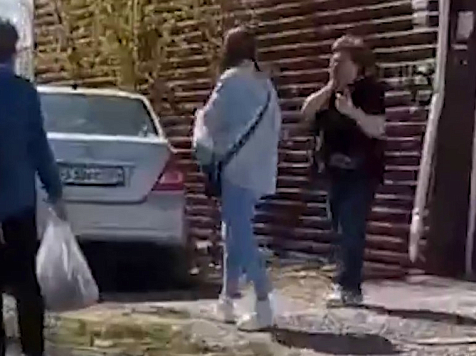 В Ачинске женщина перепутала педали и насмерть задавила мужа, которому было плохо. Фото: https://ok.ru/achinskavto