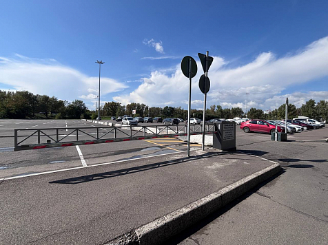 Из-за любителей дрифта на красноярском Татышеве закроют парковку. Фото: пресс-служба Татышев-парка