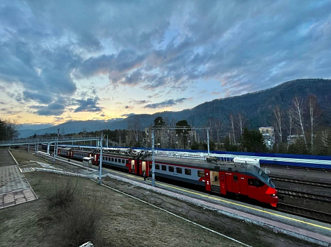 Выходные рейсы электричек из Красноярска в Дивногорск временно отменили. Фото: КрасЖД