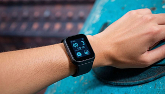 В Красноярске прокатился слух об обязательных браслетах здоровья