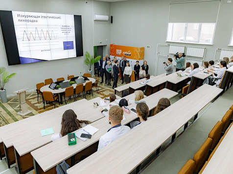 Для красноярского университета хотят построить физкультурно-оздоровительный комплекс за 360 миллионов. Фото: Законодательное Собрание Красноярского края