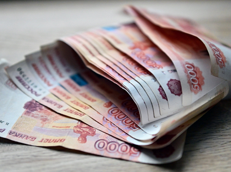 Бюджетникам Красноярского края собираются повысить зарплаты с 1 января. Фото: banki.ru