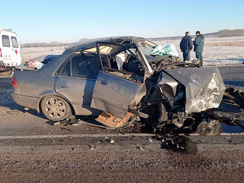 Двое водителей Toyota погибли в столкновении друг с другом в Красноярском крае. Фото: МВД 24