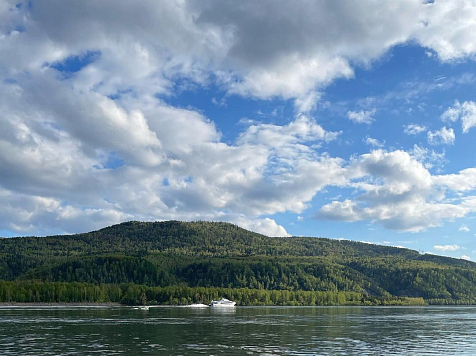 В Красноярске из-за половодья отменили остановки на речных рейсах до Усть-Маны. Фото: mintrans24