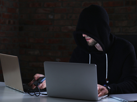 Хакеры взломали аккаунт Ozon в соцсети и разослали клиентам скам-ссылки. Фото: ru.freepik.com