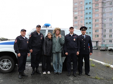 В Норильске девочка получила травму в заброшенном здании и больше 3 часов не могла выбраться. Фото: ГУ МВД по краю
