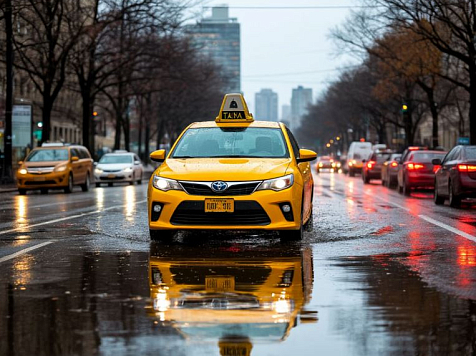 В Красноярске цены на такси взлетели в несколько раз из-за пробок на дорогах и непогоды. Фото/скриншоты: Шедеврум/Яндекс.Такси