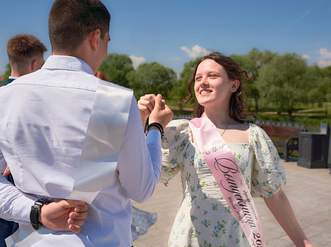 В Красноярске объявили даты последних звонков и выпускных. Фото: edu.gov. ru