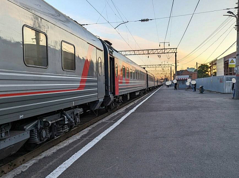 Поезд Анапа-Красноярск задержали из-за падения обломков дронов в Ростовской области. Фото: Яндекс Карты