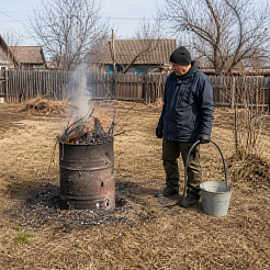 Можно ли сжигать траву и мусор весной: какие штрафы действуют и как избежать проблем