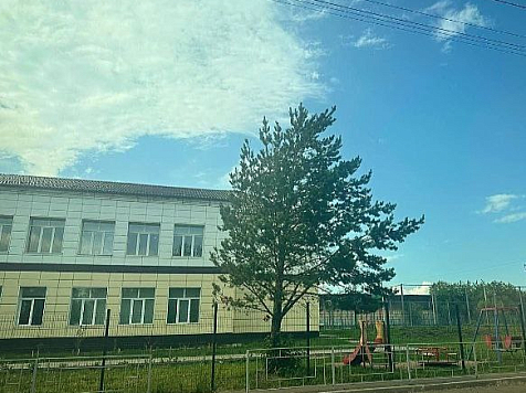 В Красноярске бизнесмен «сэкономил» на благоустройстве школьной территории и попал под следствие. Фото: ГСУ СК по Красноярскому краю и Хакасии