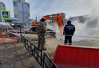 В Красноярске 135 домов остались без тепла из-за порыва на Вавилова