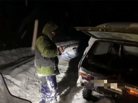 В тайге Красноярского края геологи нашли тело мужчины в машине. Фото: СК Красноярского края