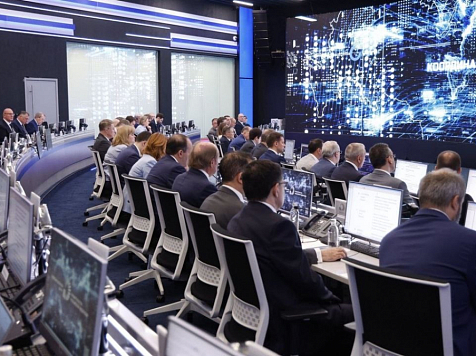 Михаил Котюков рассказал Михаилу Мишустину о предложениях Красноярского края по развитию науки в регионах. Фото: правительство Красноярского края