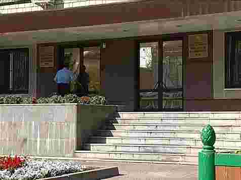 Школьница на уроке физкультуры упала с каната и получила сотрясение мозга