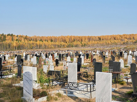 В Красноярске нового кладбища рядом с полигоном Шинник хватит на 3 года. Фото: ru.freepik.com