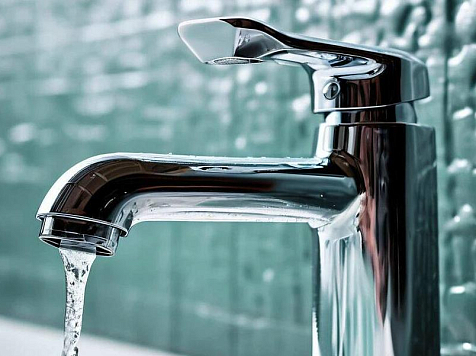 В 82 домах Ленинского района Красноярска на сутки отключили горячую воду. Список