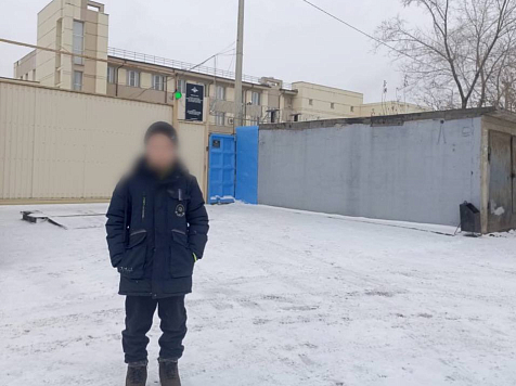 В Красноярском крае 9-летний школьник залез в чужой дом и украл 28 жидкостей для вейпа. Фото: краевая прокуратура