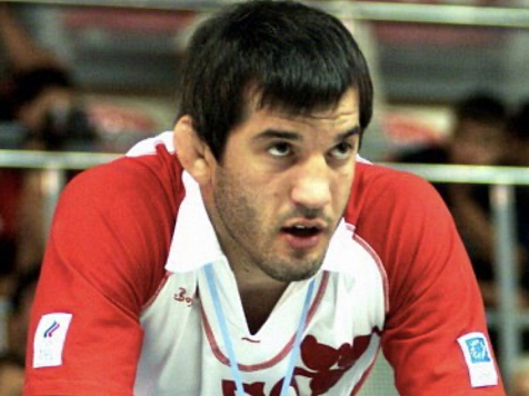 В Красноярске назвали улицу в честь легендарного борца Бувайсара Сайтиева. Фото: ВКонтакте Бувайсара Сайтиева