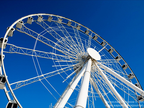 Весной в красноярском зоопарке заработает 50-метровое колесо обозрения. Фото: <a href="https://aze.az/news_bloger_vyacheslav_sapunov_104236.html" target="_blank">aze.az</a>