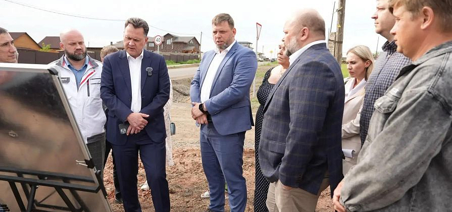 Глава Красноярска проверил строительство нового водопровода в Солонцах