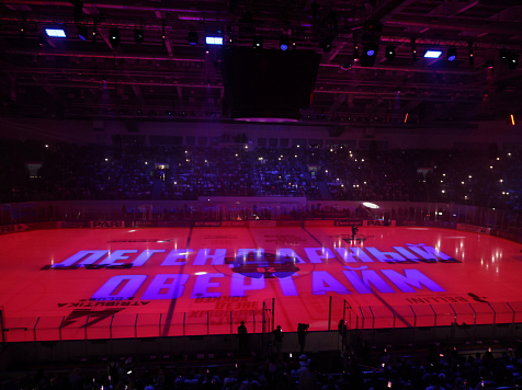 Матч мировых звезд хоккея в Красноярске завершился победой команды Сёмина . Фото: Александр Черных