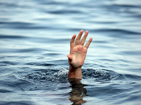 Отдых закончился трагедией: мужчина утонул на несанкционированном пляже. Фото: https://news.1777.ru/76322