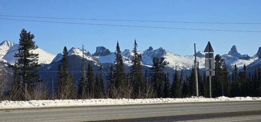 Трое туристов из Красноярска погибли от переохлаждения в горах Восточного Саяна