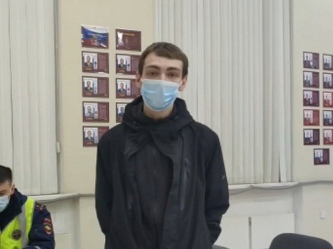 Красноярскому лихачу на «Шкоде» насчитали штрафов на 60 тысяч . Фото, видео: МВД