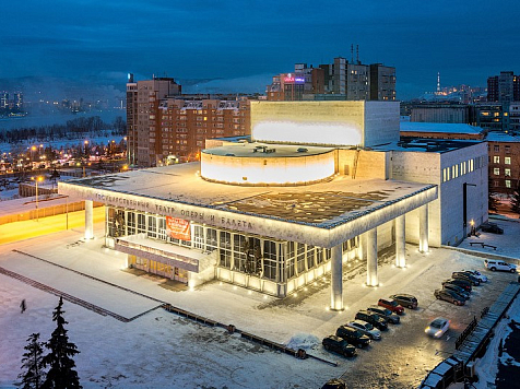 Посетители Красноярского театра оперы и балеты проходят теперь 3-уровневую дезинфекцию. Фото: https://vk.com/krasopera