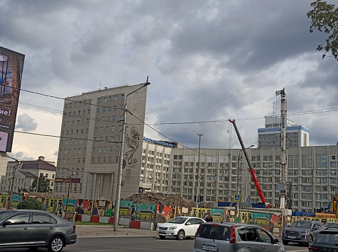 Красноярску снова отказали в столичности новосибирские архитекторы. Фото: 7 канал Красноярск, на фото: Красноярск и стройка метро