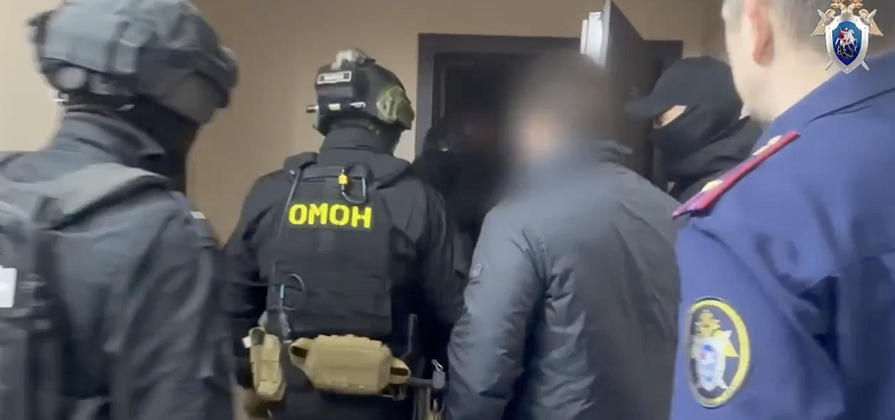 ОМОН вломился в дом замначальника полиции Красноярска 