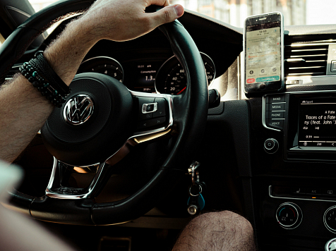 В Красноярске ограничения движения на Красрабе продлили на несколько дней. Фото: unsplash.com