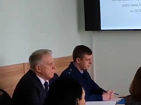 Мэр Назарова сложил свои полномочия по личным причинам. Скриншот: sovet-prich.ru